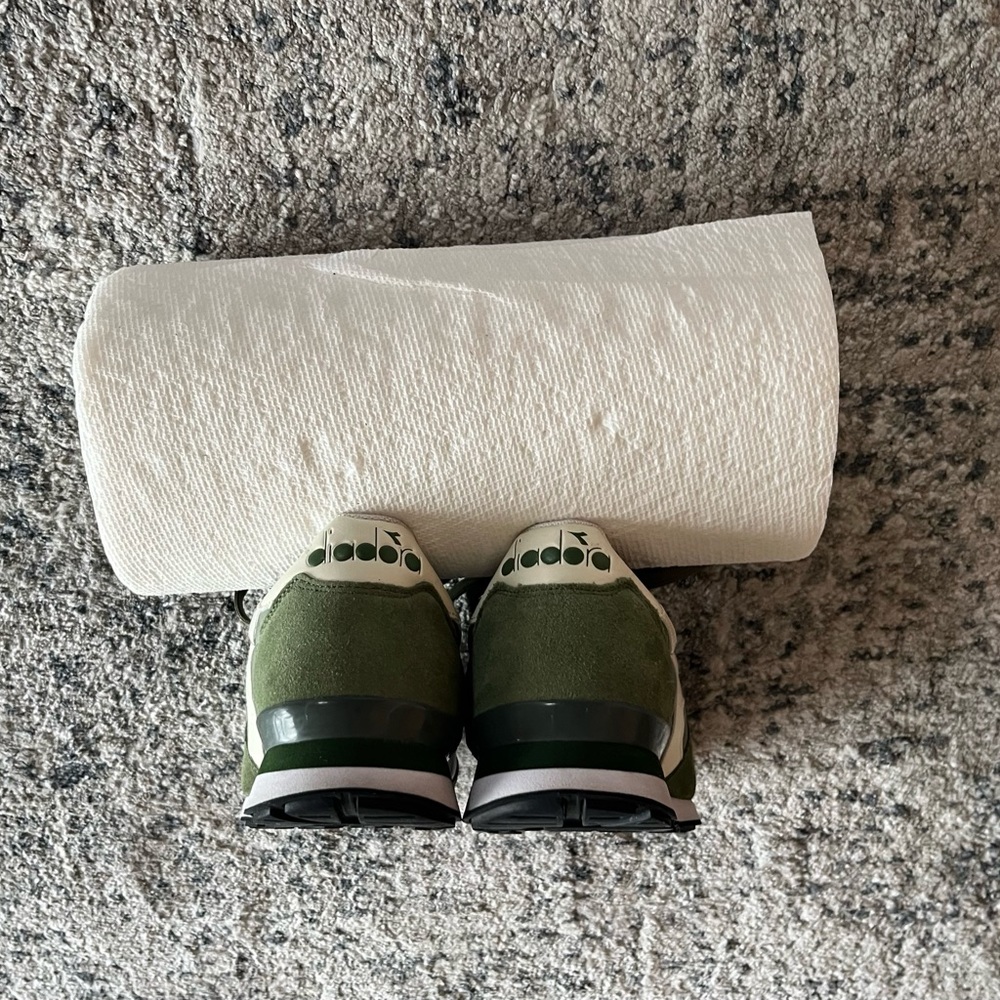 Diadora Green and White Sneakers Retro Design - Picture 11 of 13